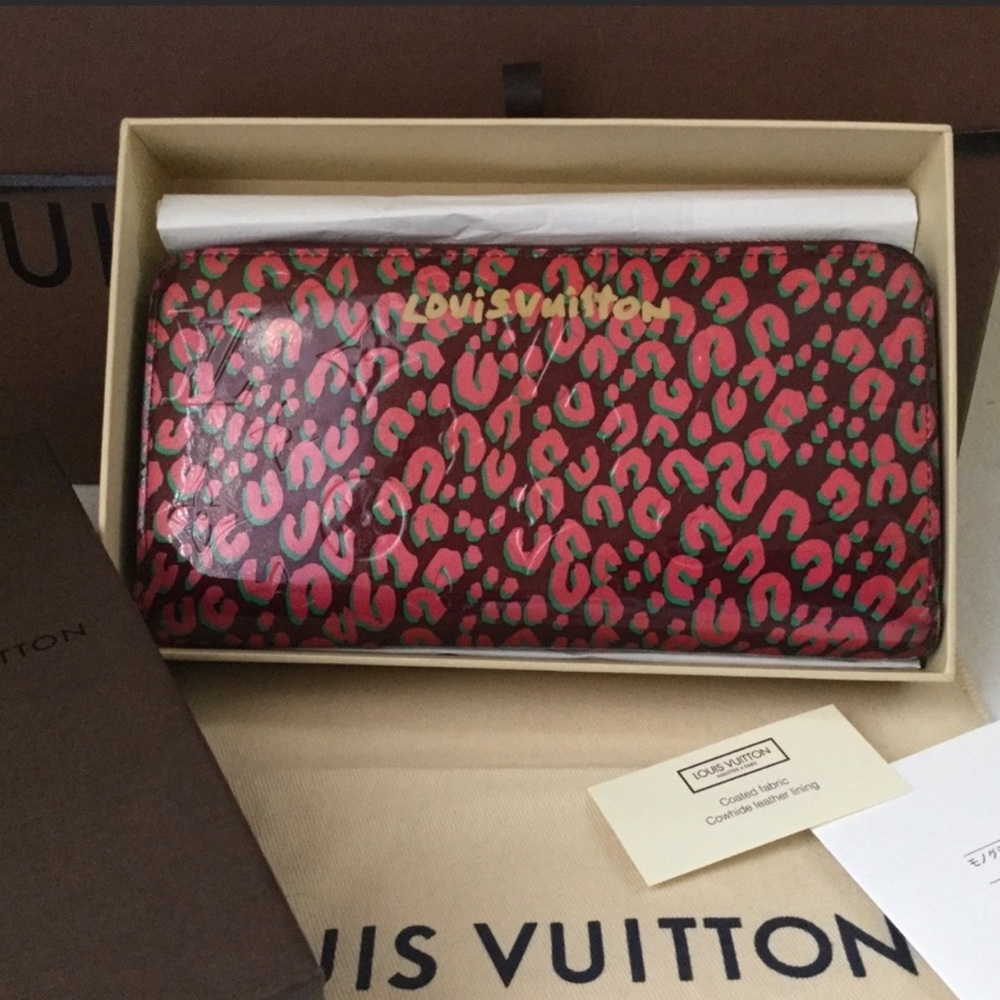 Louis Vuitton Retired Wallet.